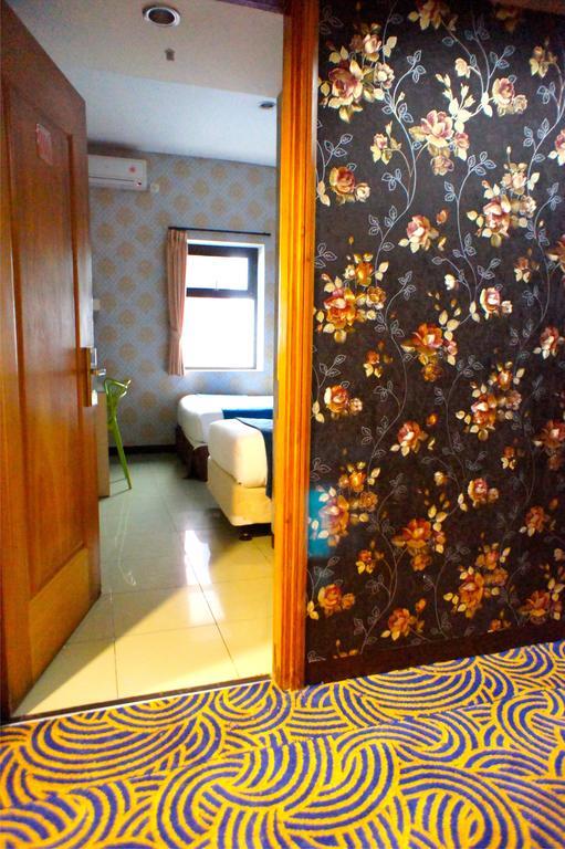 Mine Home Hotel Bandung Exteriér fotografie